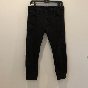 Uniqlo Men’s Black Denim Jeans